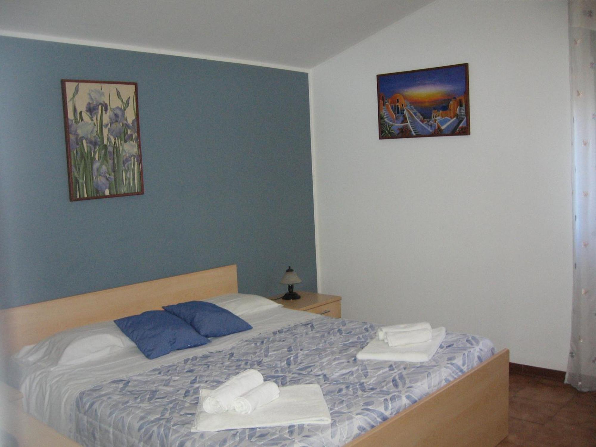 Nino'S Apartments Giardini Naxos Luaran gambar