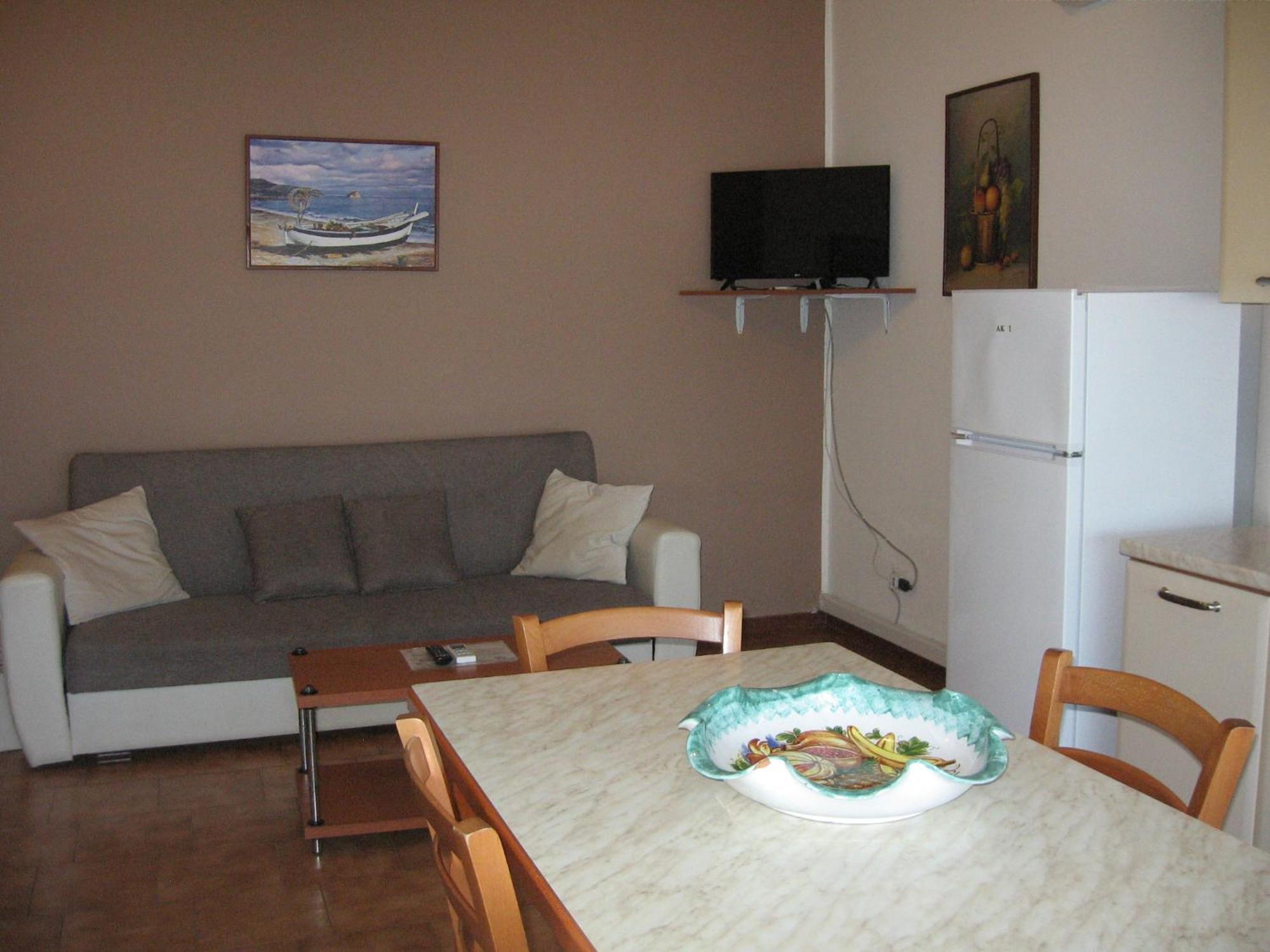 Nino'S Apartments Giardini Naxos Luaran gambar